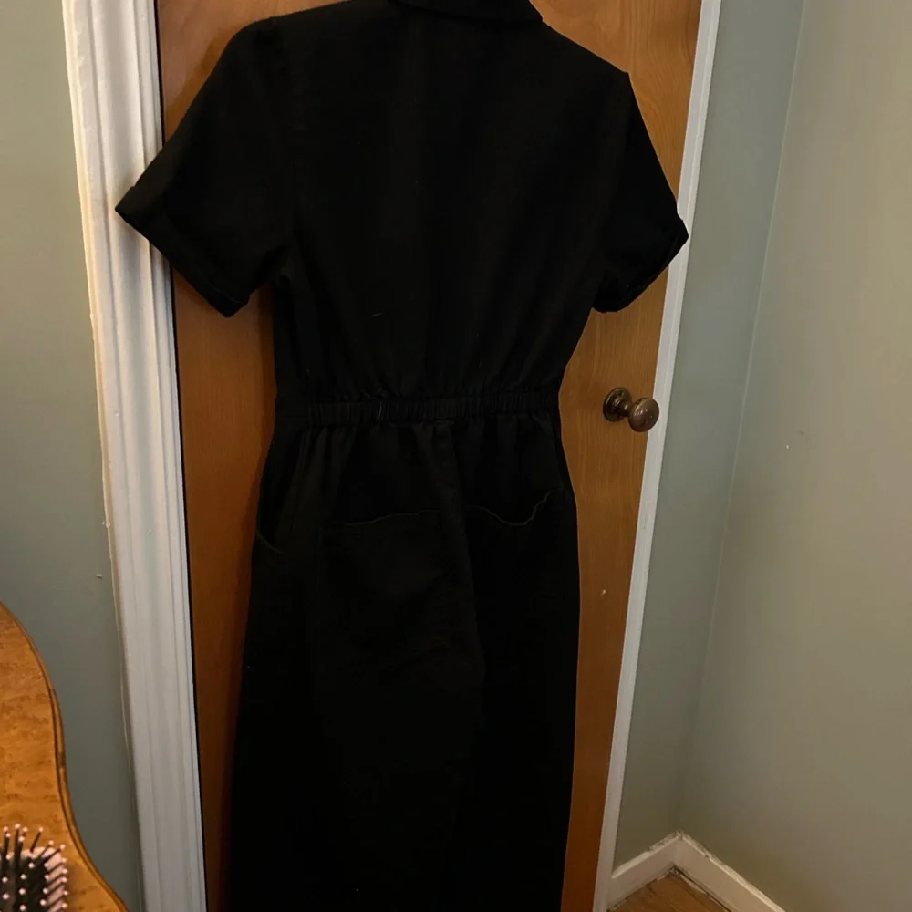 Lucy & Yak Black Short-Sleeve Zip Jumpsuit - Picture 6 of 6